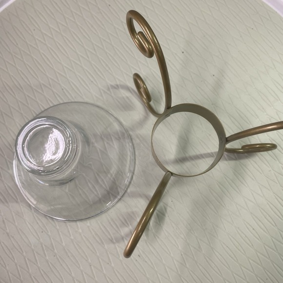 Vintage Partylite Metal Gold Candle Holder 6" Tall 6"wide - Picture 7 of 8